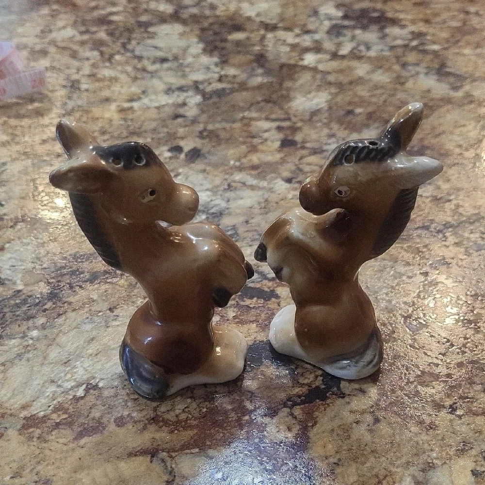 Salt & Pepper Shakers Donkey Set Japan